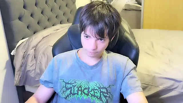 SasukeUhchiaa online show from 26, 2, 2025