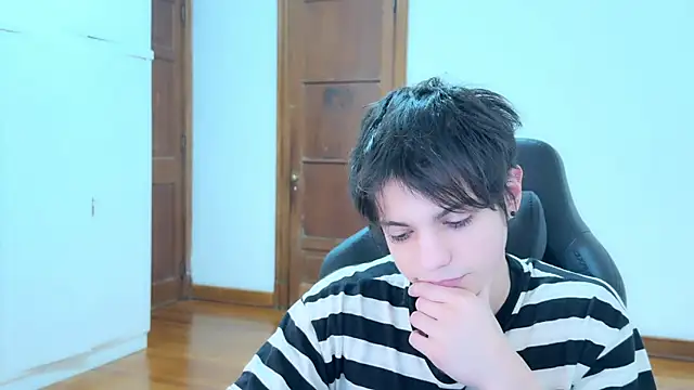 SasukeUhchiaa online show from 14, 9, 2025