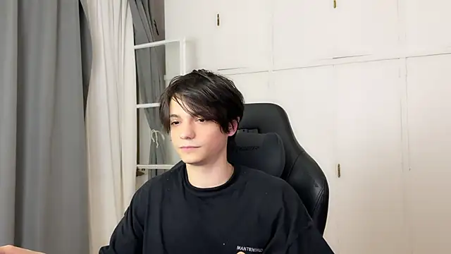 SasukeUhchiaa online show from 25, 3, 2026