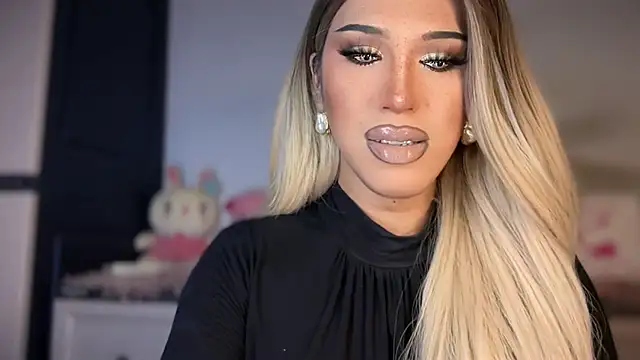 Ts glamxxxx online show from 15, 1, 2026