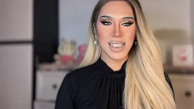 Ts glamxxxx online show from 10, 2, 2026