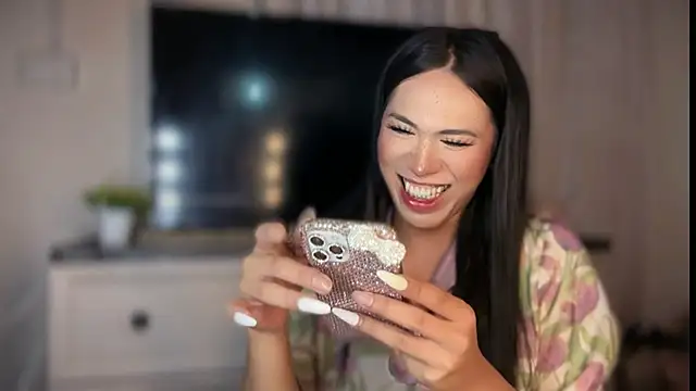 Ts glamxxxx online show from 8, 3, 2026