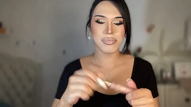 Ts glamxxxx online show from 17, 11, 2025