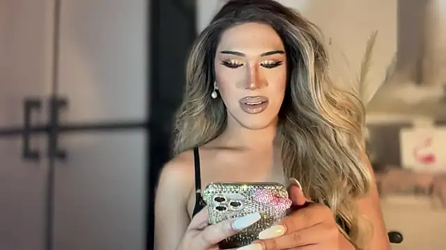 Ts glamxxxx online show from 23, 11, 2025