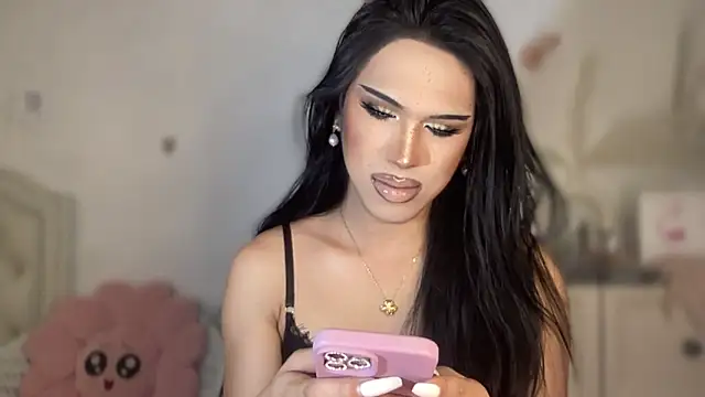 Ts glamxxxx online show from 18, 11, 2025