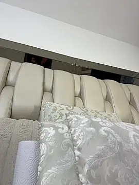 ALISSON FOXXX1 online show from 21, 4, 2026