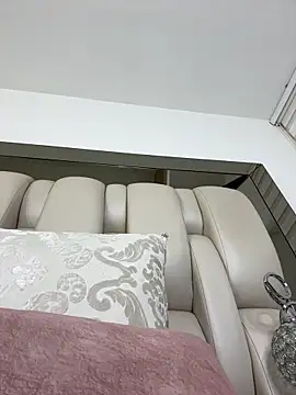 ALISSON FOXXX1 online show from 3, 2, 2026