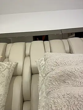 ALISSON FOXXX1 online show from 11, 4, 2026