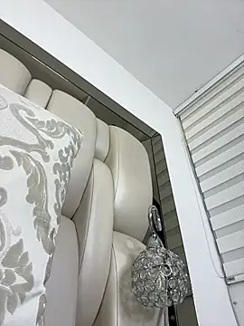 ALISSON FOXXX1 online show from 4, 2, 2026