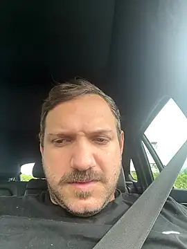 Snapshot of JonJ0 chatting on 14, 11, 2025 JonJ0 online show from 14, 11, 2025