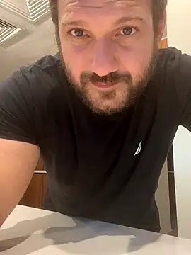 Snapshot of JonJ0 chatting on 17, 9, 2025 JonJ0 online show from 17, 9, 2025