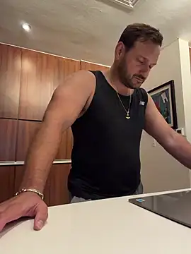 Snapshot of JonJ0 chatting on 6, 2, 2026 JonJ0 online show from 6, 2, 2026