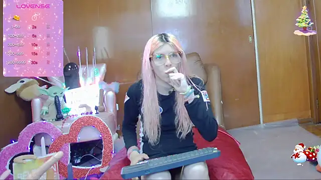 Skinygirl online show from 5, 3, 2025