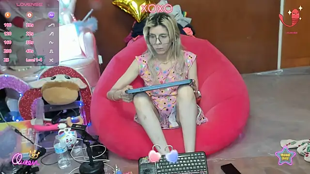 Skinygirl online show from 25, 7, 2026