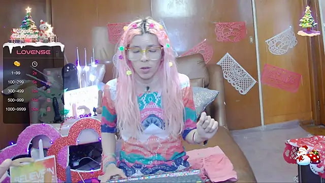 Skinygirl online show from 6, 2, 2025