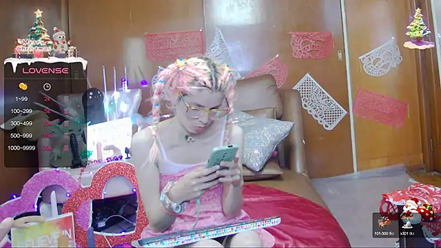 Skinygirl online show from 5, 2, 2025