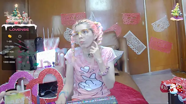 Skinygirl online show from 6, 2, 2025
