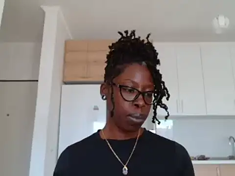 MadamIndigo online show from 21, 2, 2026