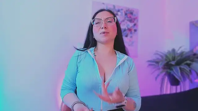 lucy neil online show from 3, 12, 2025