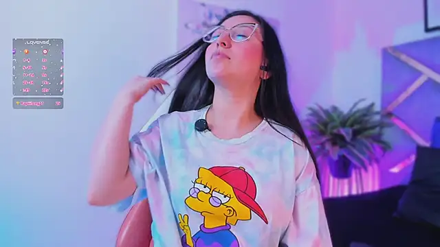 lucy neil online show from 21, 12, 2025