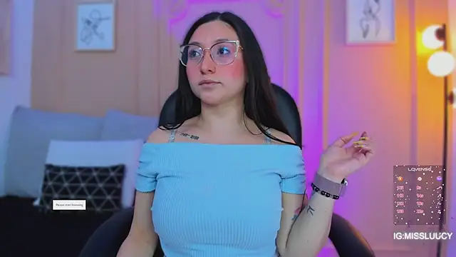 lucy neil online show from 17, 3, 2026