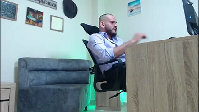 cowboyht online show from 5, 4, 2026