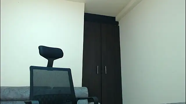 Snapshot of cowboyht chatting on 30, 11, 2025 cowboyht online show from 30, 11, 2025