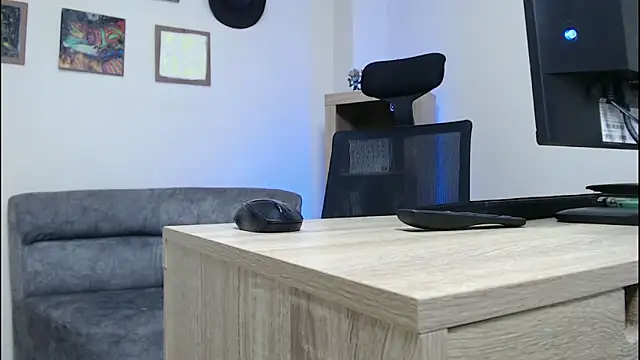 cowboyht online show from 4, 4, 2026