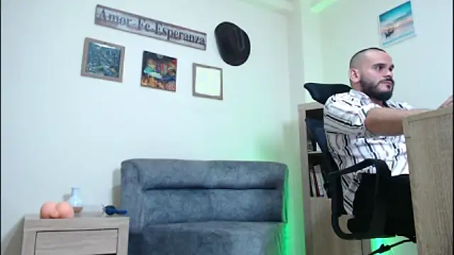 cowboyht online show from 14, 4, 2026