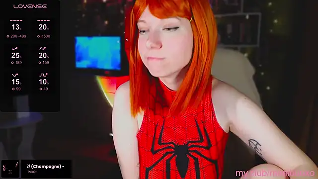 Snapshot of freya_sunny chatting on 18, 12, 2025 freya sunny online show from 18, 12, 2025