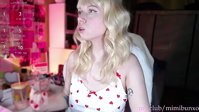 Snapshot of freya_sunny chatting on 13, 2, 2026 freya sunny online show from 13, 2, 2026