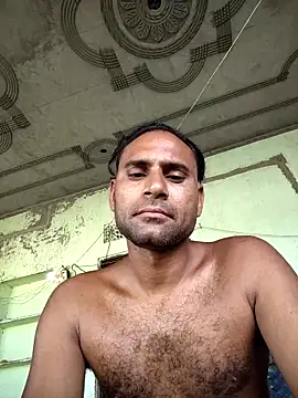 Snapshot of Maneeshpoppy chatting on 5, 5, 2026 Maneeshpoppy online show from 5, 5, 2026