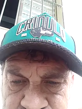 Peludo173317 online show from 8, 11, 2025