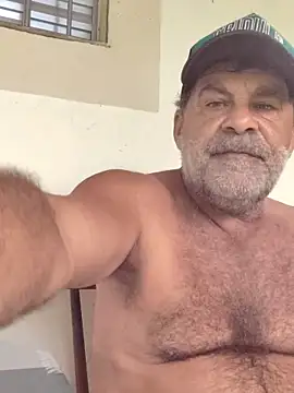 Peludo173317 online show from 24, 2, 2026