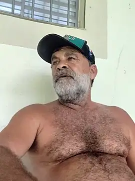 Peludo173317 online show from 13, 2, 2026