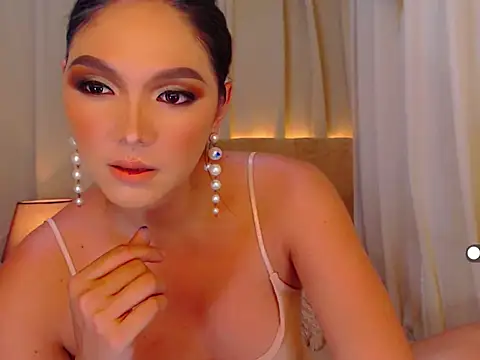 mistressseductionleah online show from 2, 4, 2026