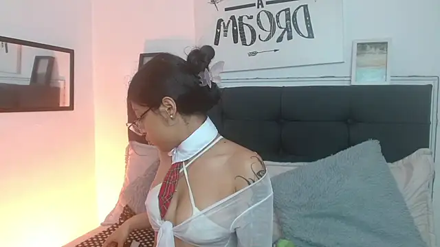 vaness weet online show from 18, 10, 2025