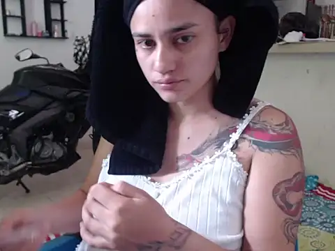 girl tits online show from 22, 3, 2025