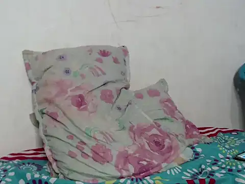 girl tits online show from 21, 3, 2025