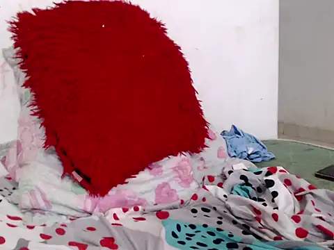 girl tits online show from 7, 3, 2025