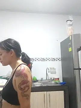 girl tits online show from 19, 9, 2025