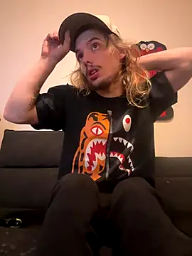 trippyski online show from 8, 12, 2024