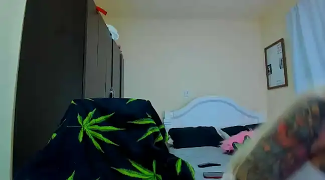 Snapshot of drippyorlovee chatting on 1, 3, 2025 drippyorlovee online show from 1, 3, 2025