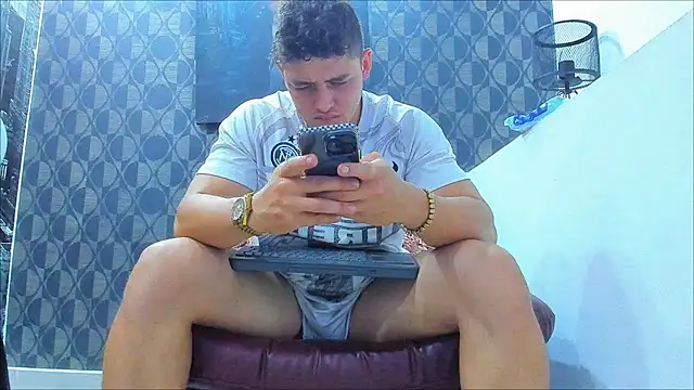 Leonsmoron online show from 1, 3, 2026