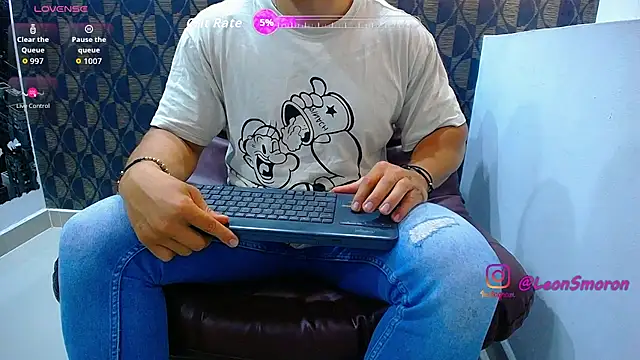 Leonsmoron online show from 3, 5, 2026