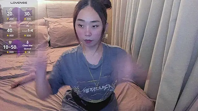 MissAyaCollins online show from 26, 10, 2025