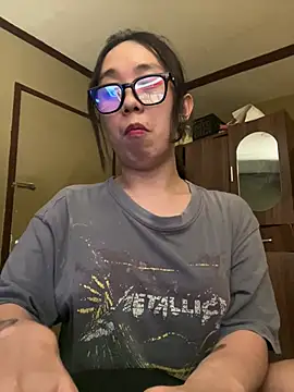 MissAyaCollins online show from 20, 5, 2026