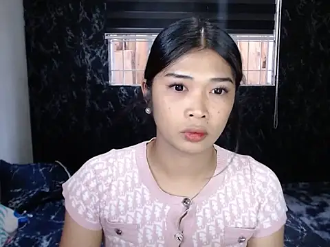 Maria-Moore online show from 14, 4, 2026