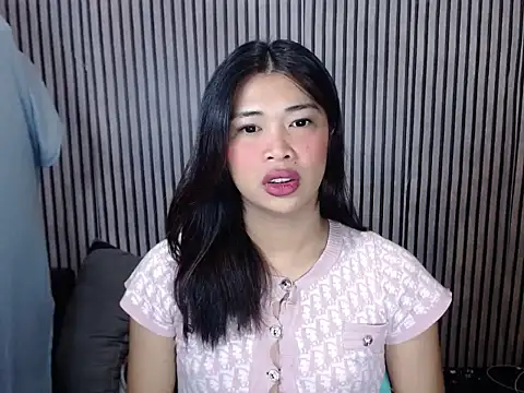 Maria-Moore online show from 6, 11, 2025