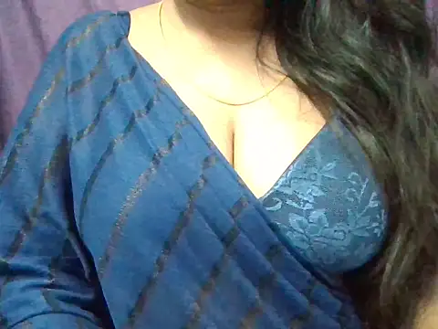 Roopshikha39 online show from 9, 11, 2025